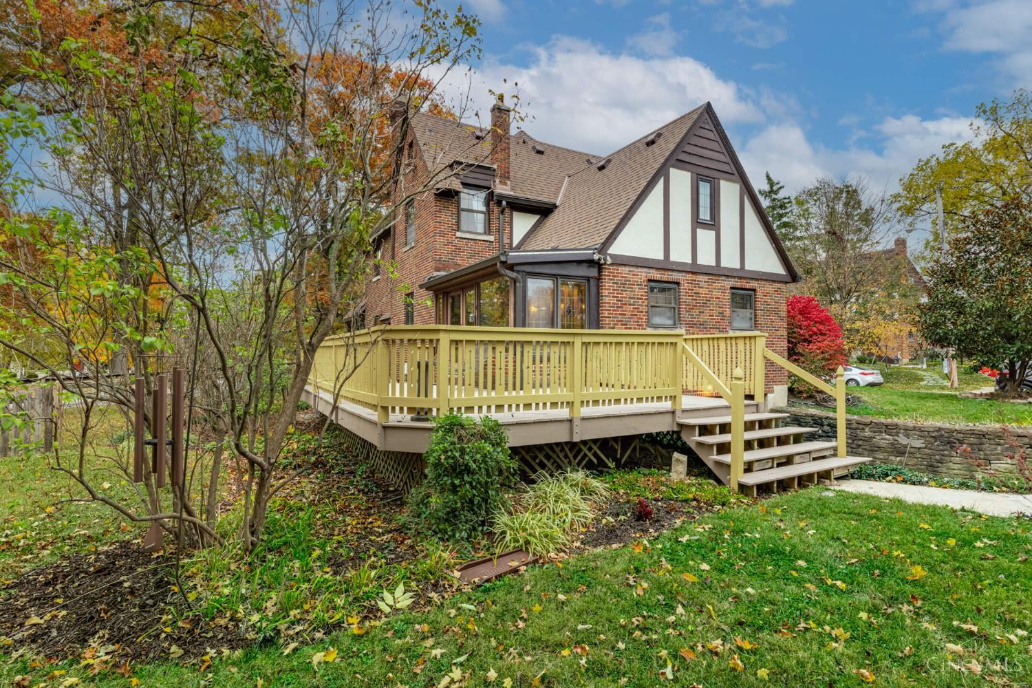 6401 Hamilton Avenue