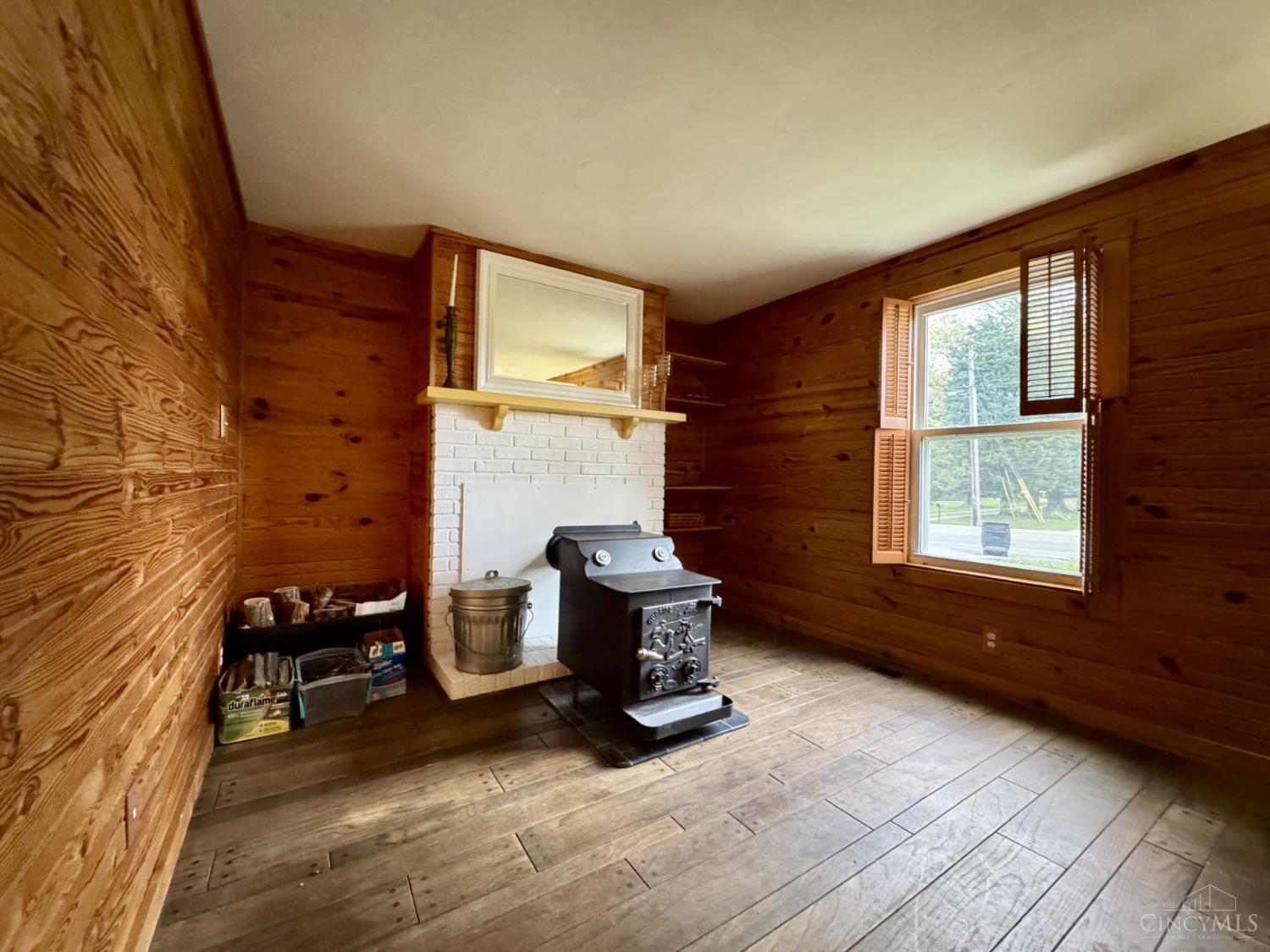 6401 Morrow Woodville Road