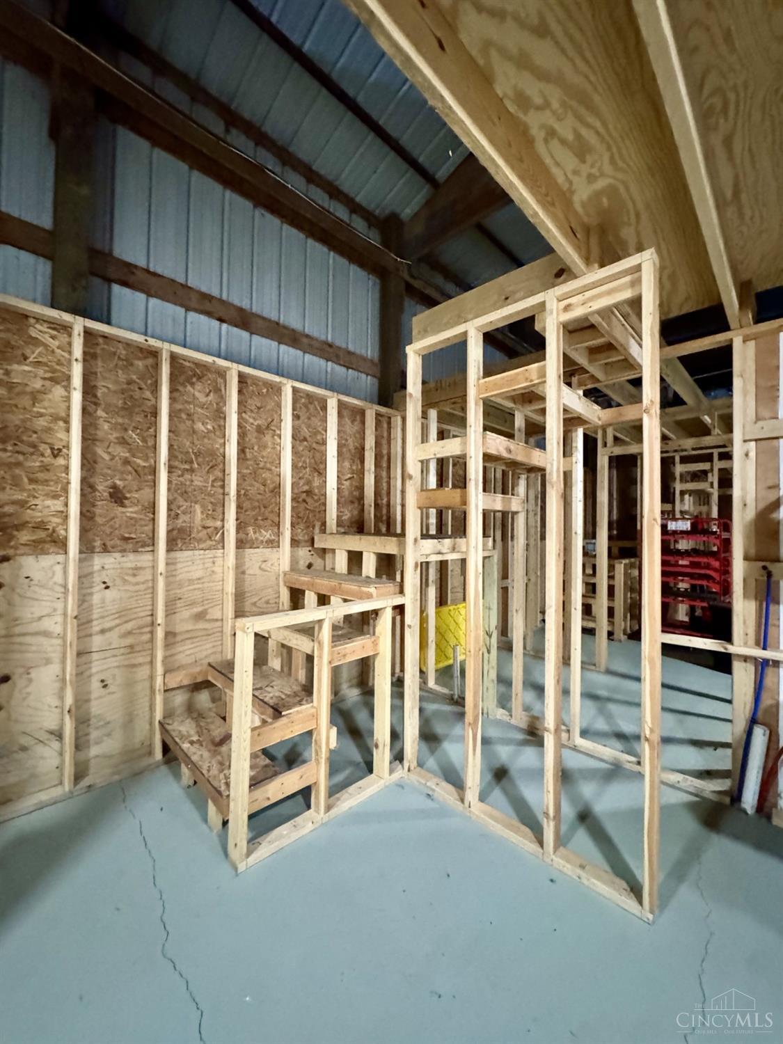 6401 Morrow Woodville Road