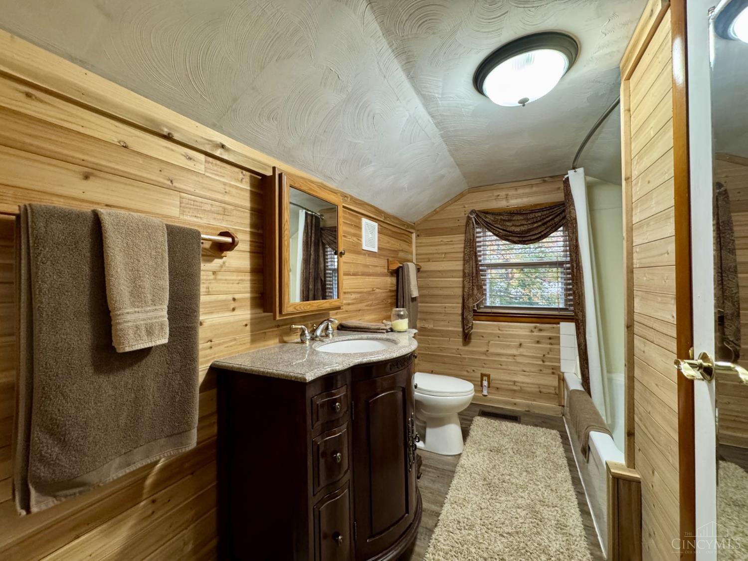 6401 Morrow Woodville Road