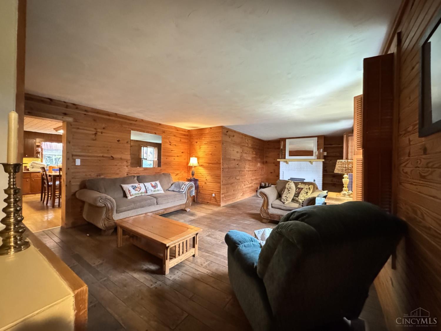 6401 Morrow Woodville Road