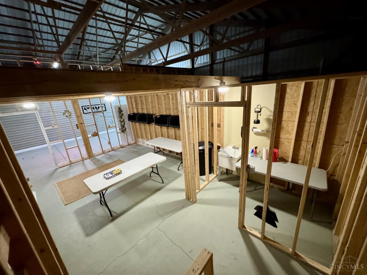 6401 Morrow Woodville Road