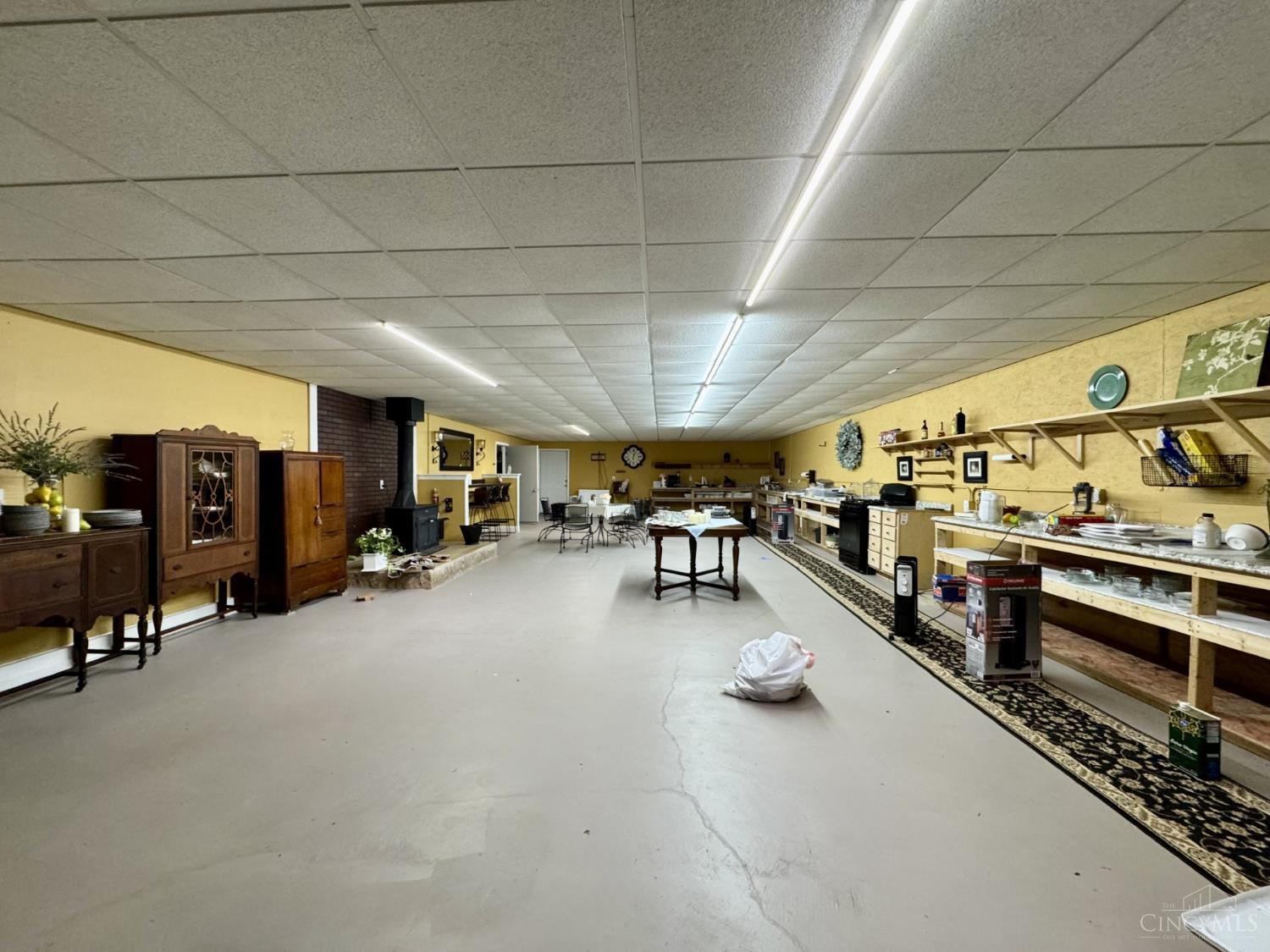 6401 Morrow Woodville Road