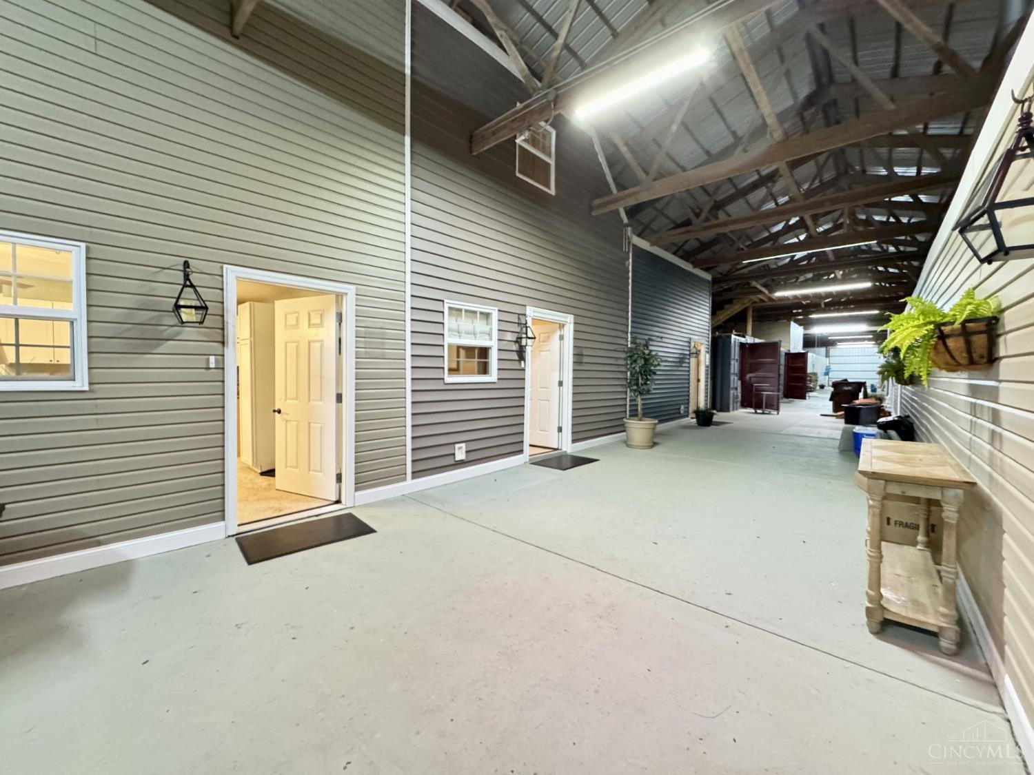 6401 Morrow Woodville Road