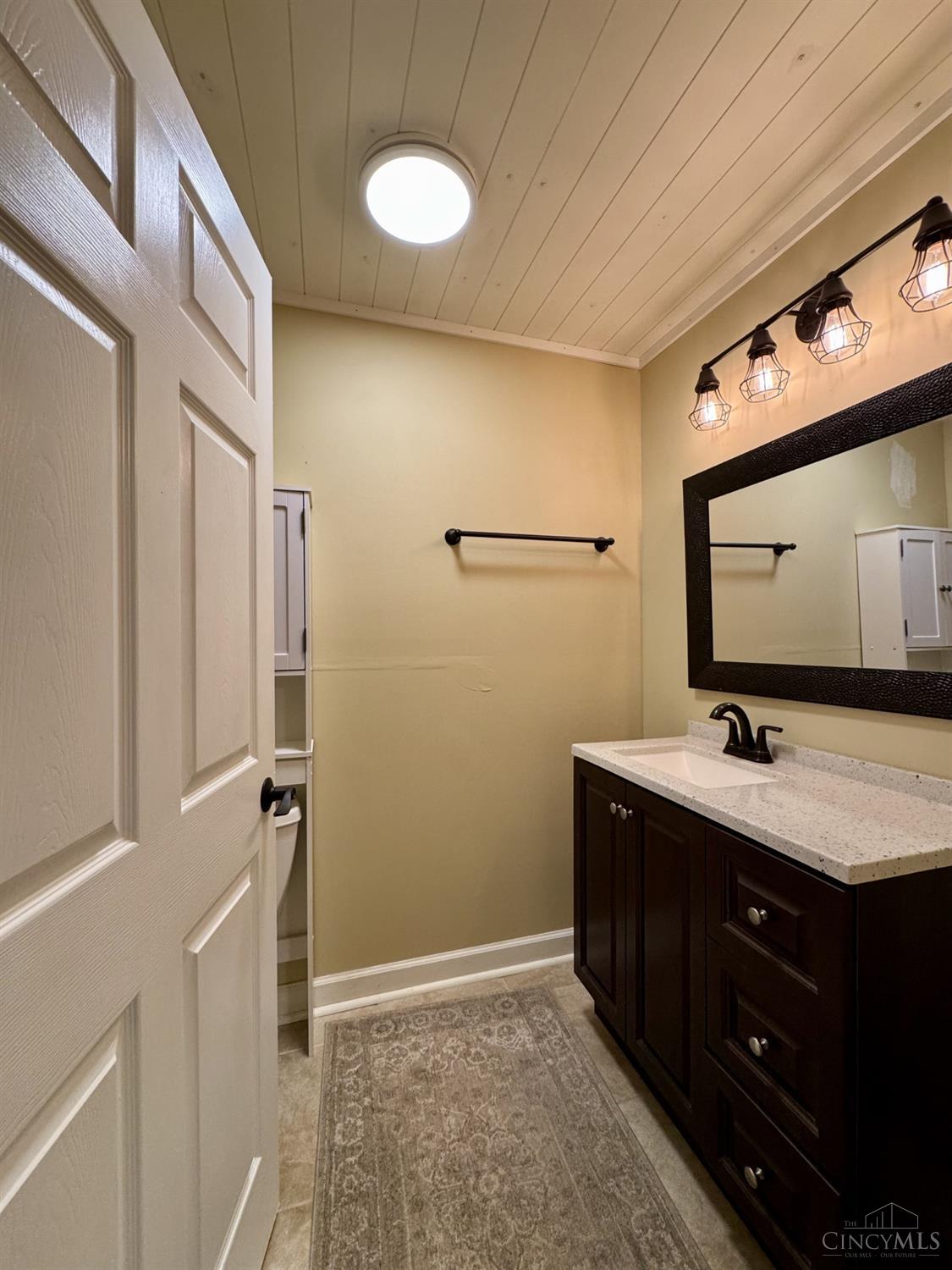 6401 Morrow Woodville Road