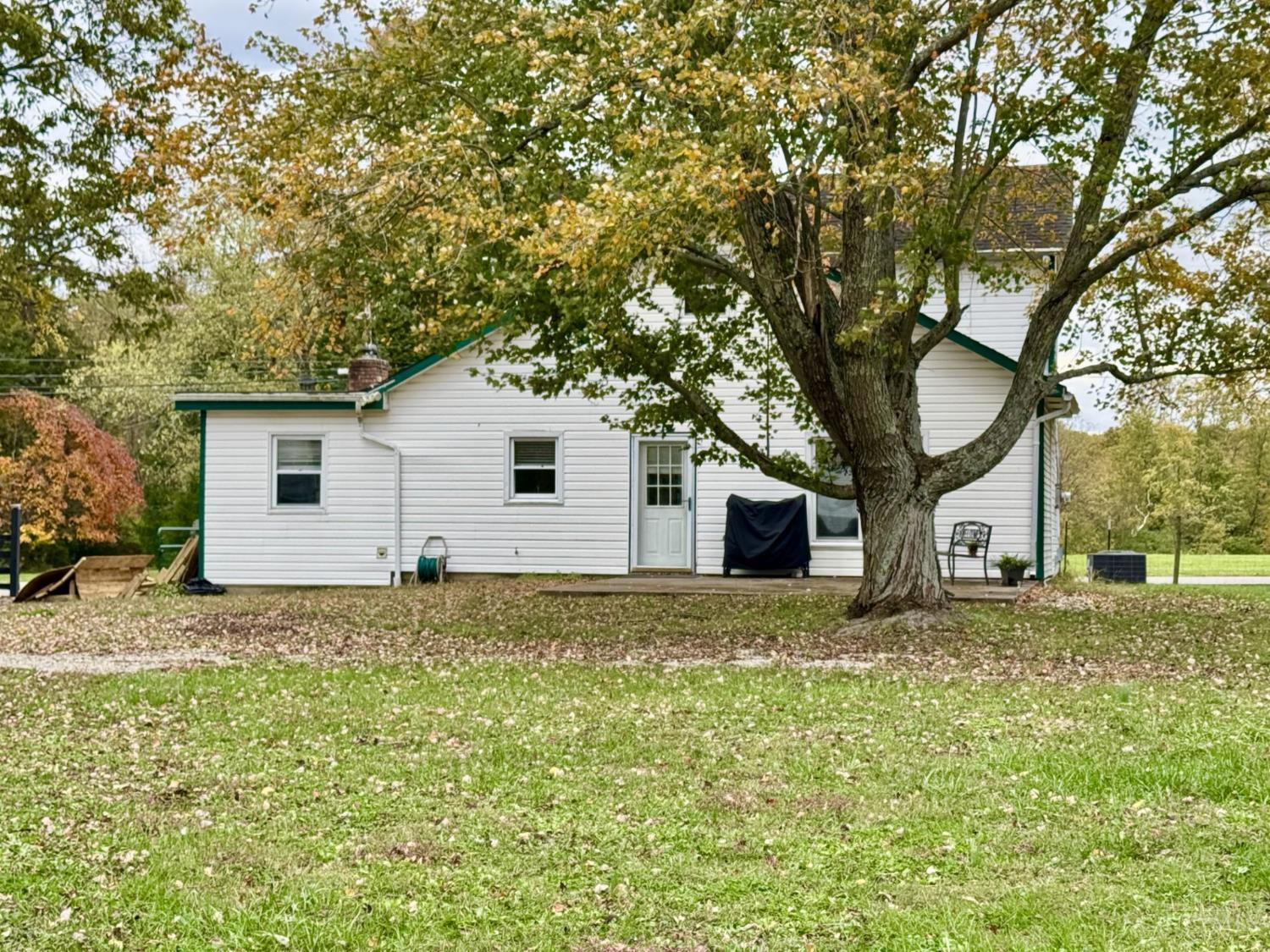 6401 Morrow Woodville Road