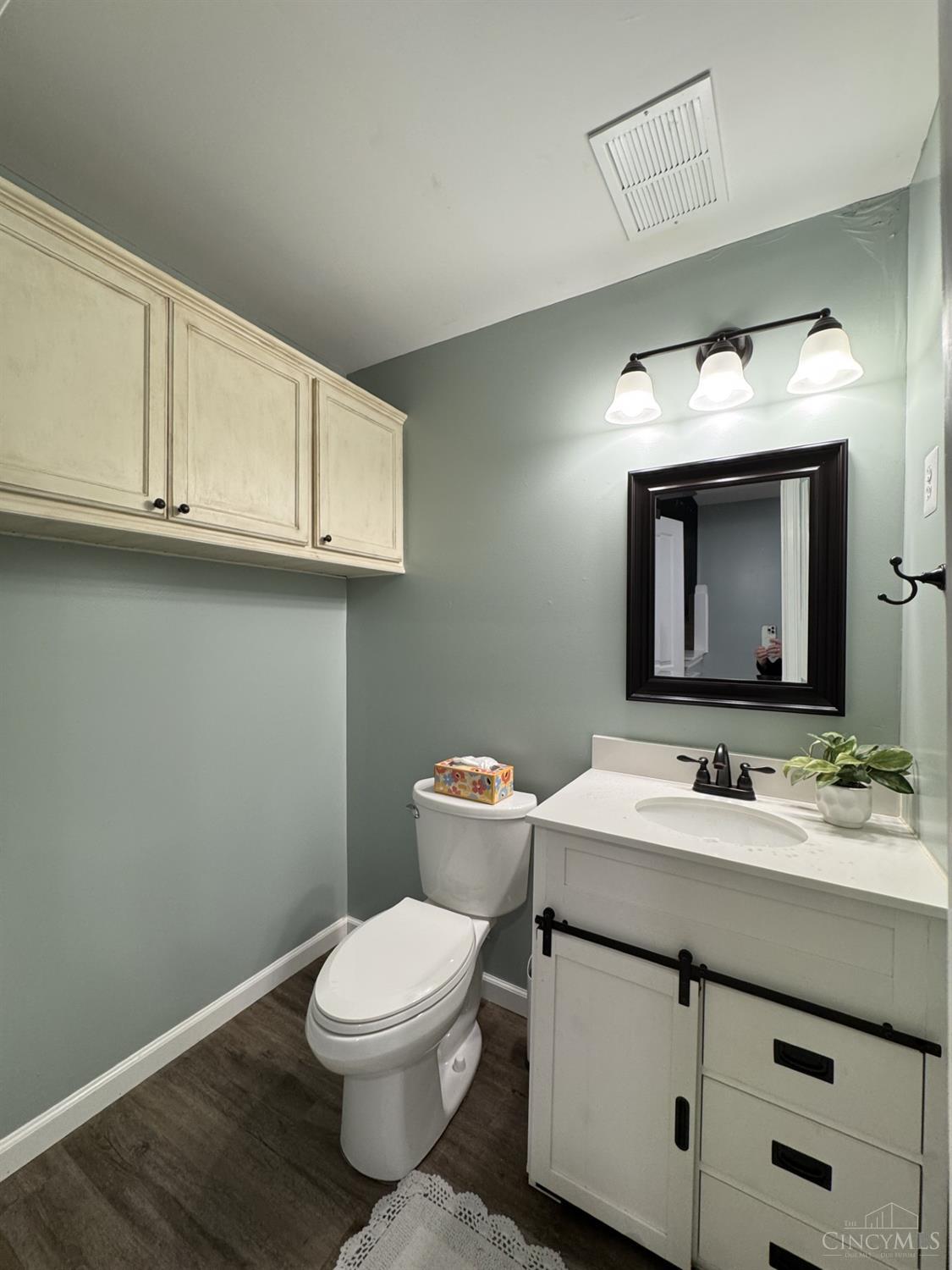 6401 Morrow Woodville Road