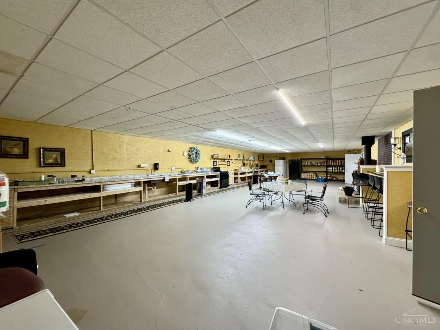 6401 Morrow Woodville Road