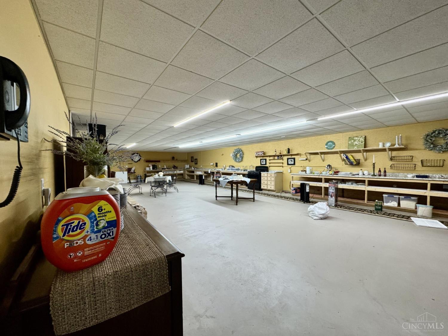 6401 Morrow Woodville Road