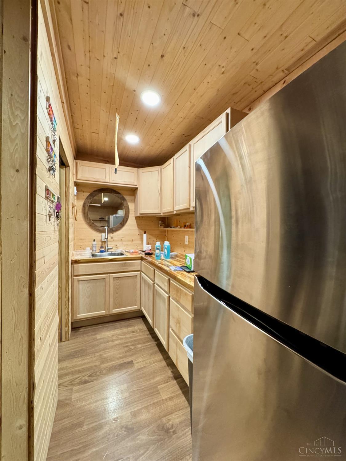 6401 Morrow Woodville Road