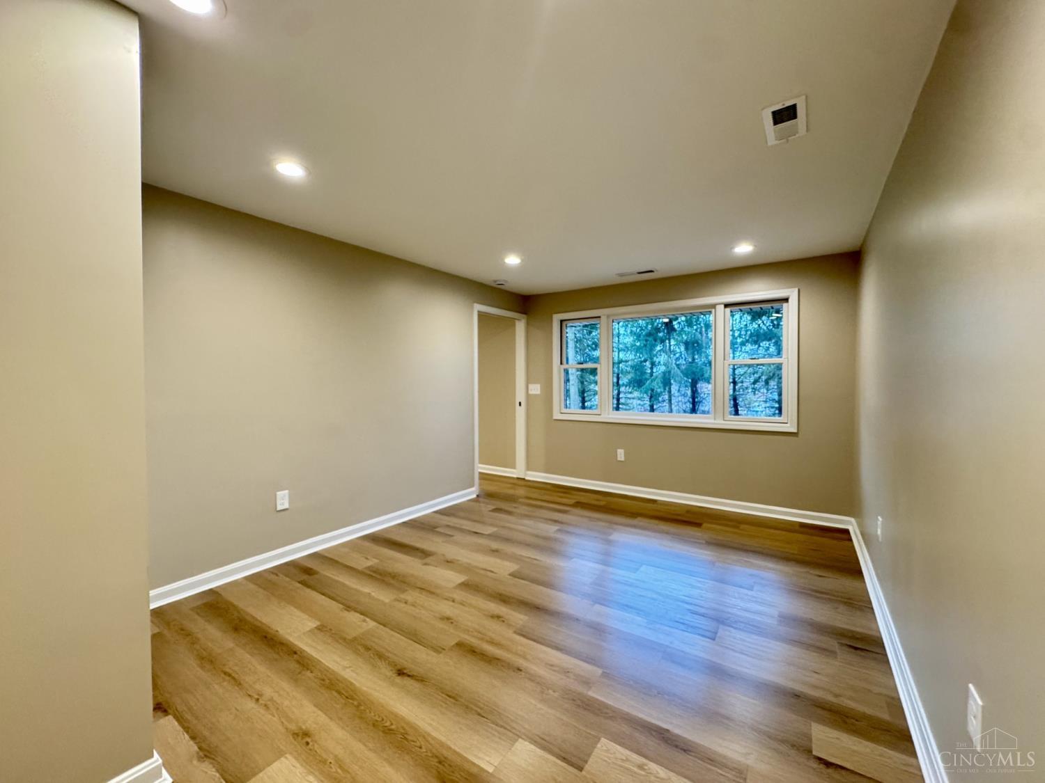 5433 Cleves Warsaw Pike