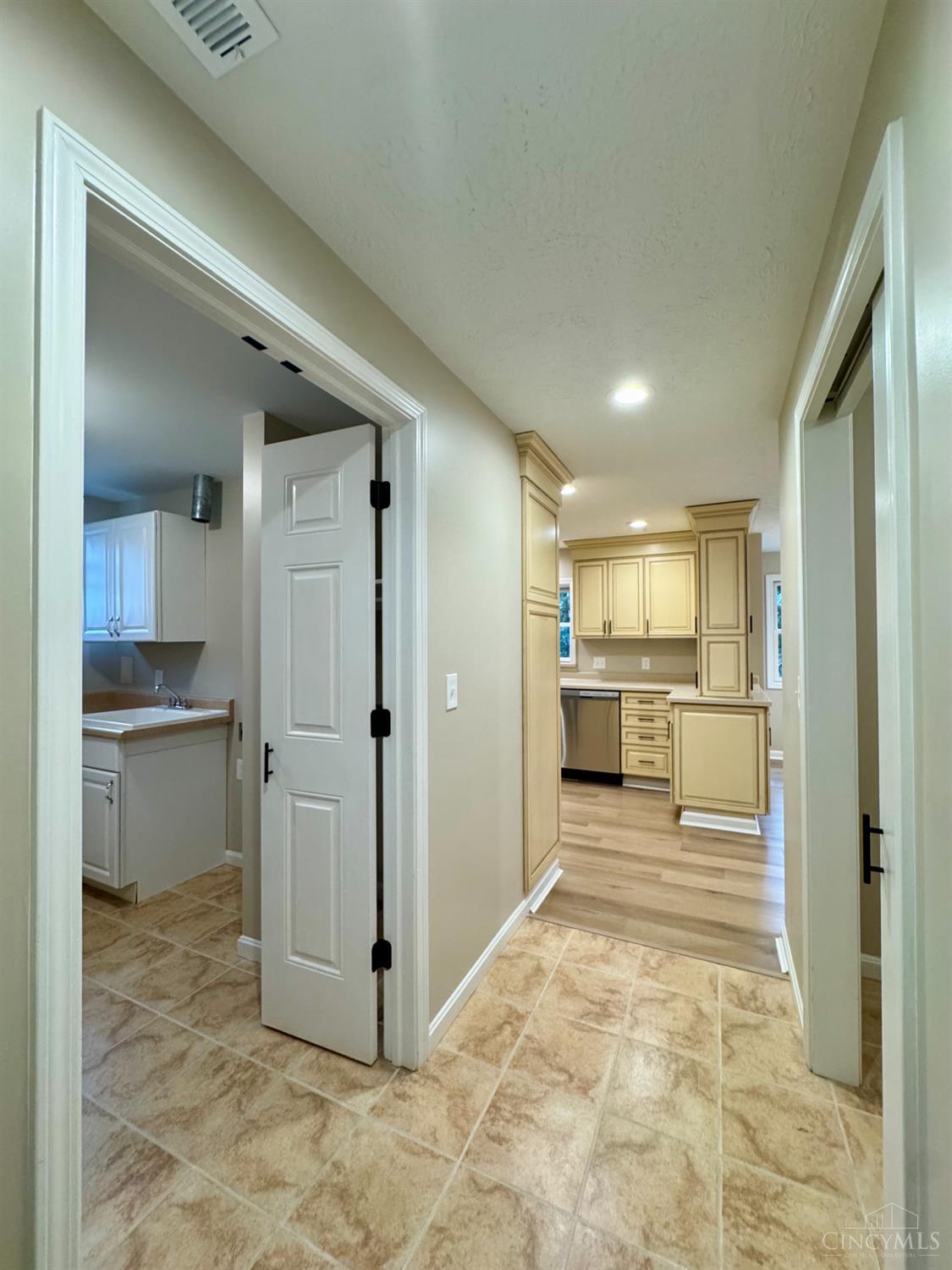 5433 Cleves Warsaw Pike