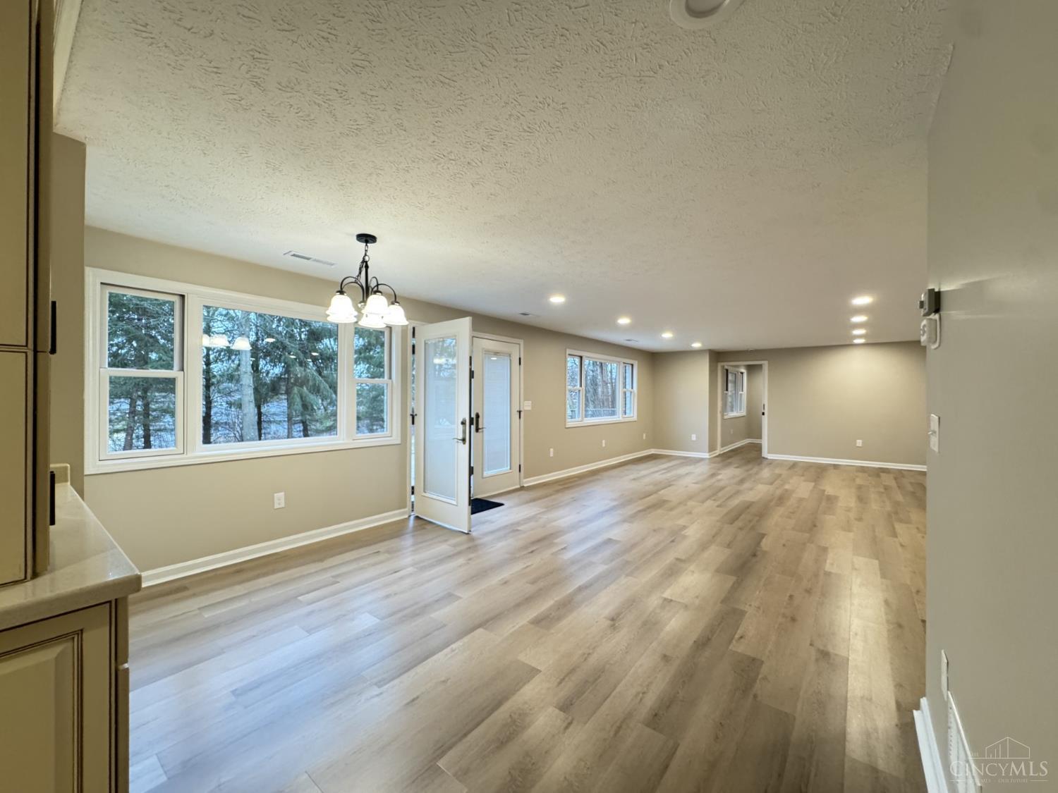 5433 Cleves Warsaw Pike