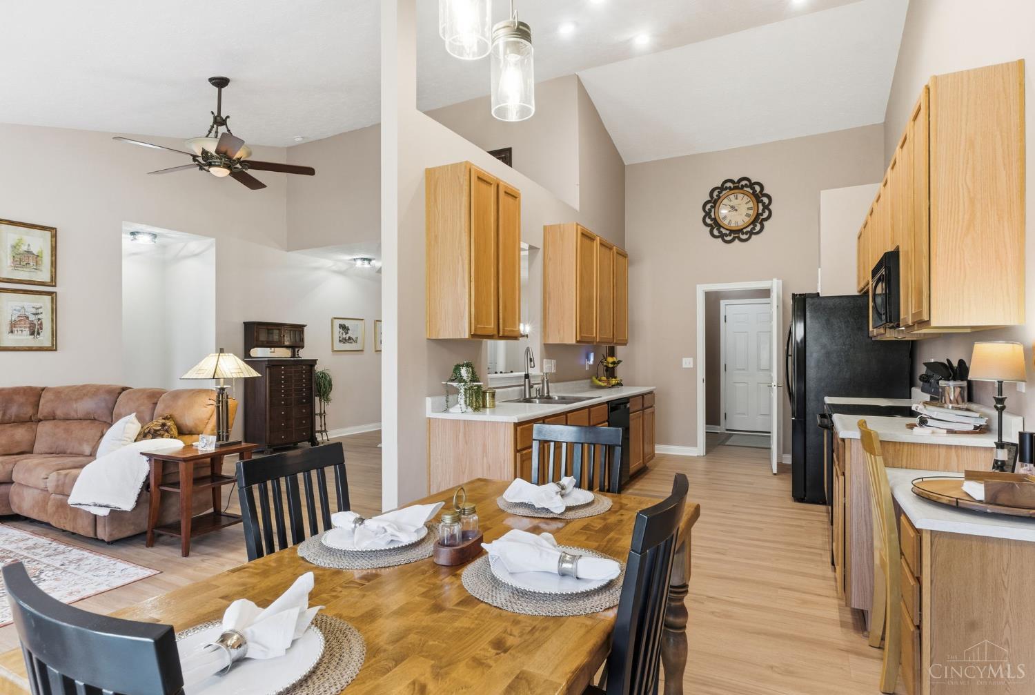 5045 Snow Valley Lane