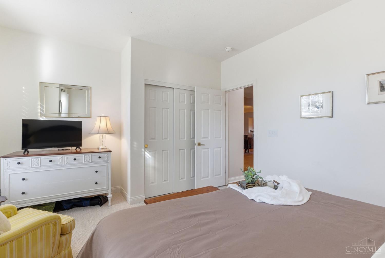 5045 Snow Valley Lane