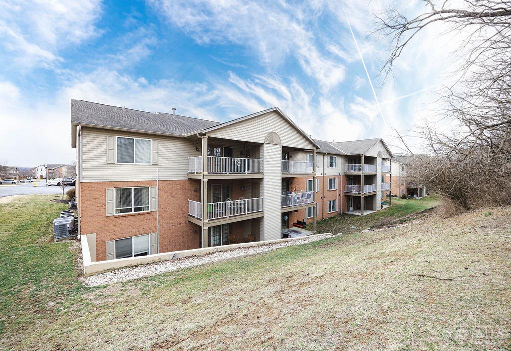7893 Jessies Way 303