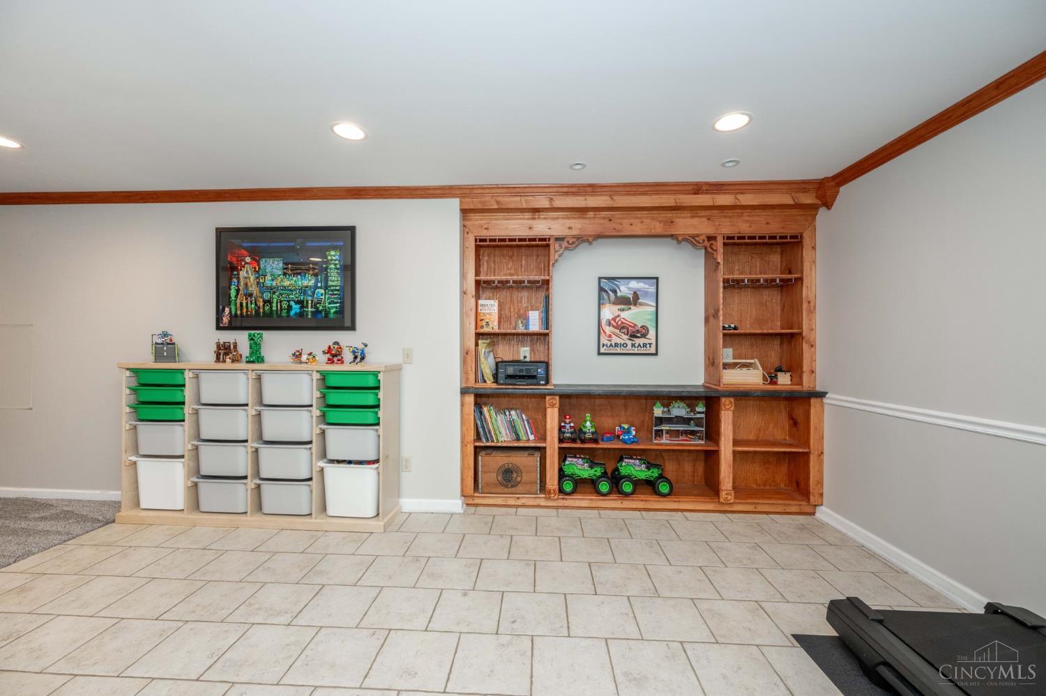 11624 Edgewood Road