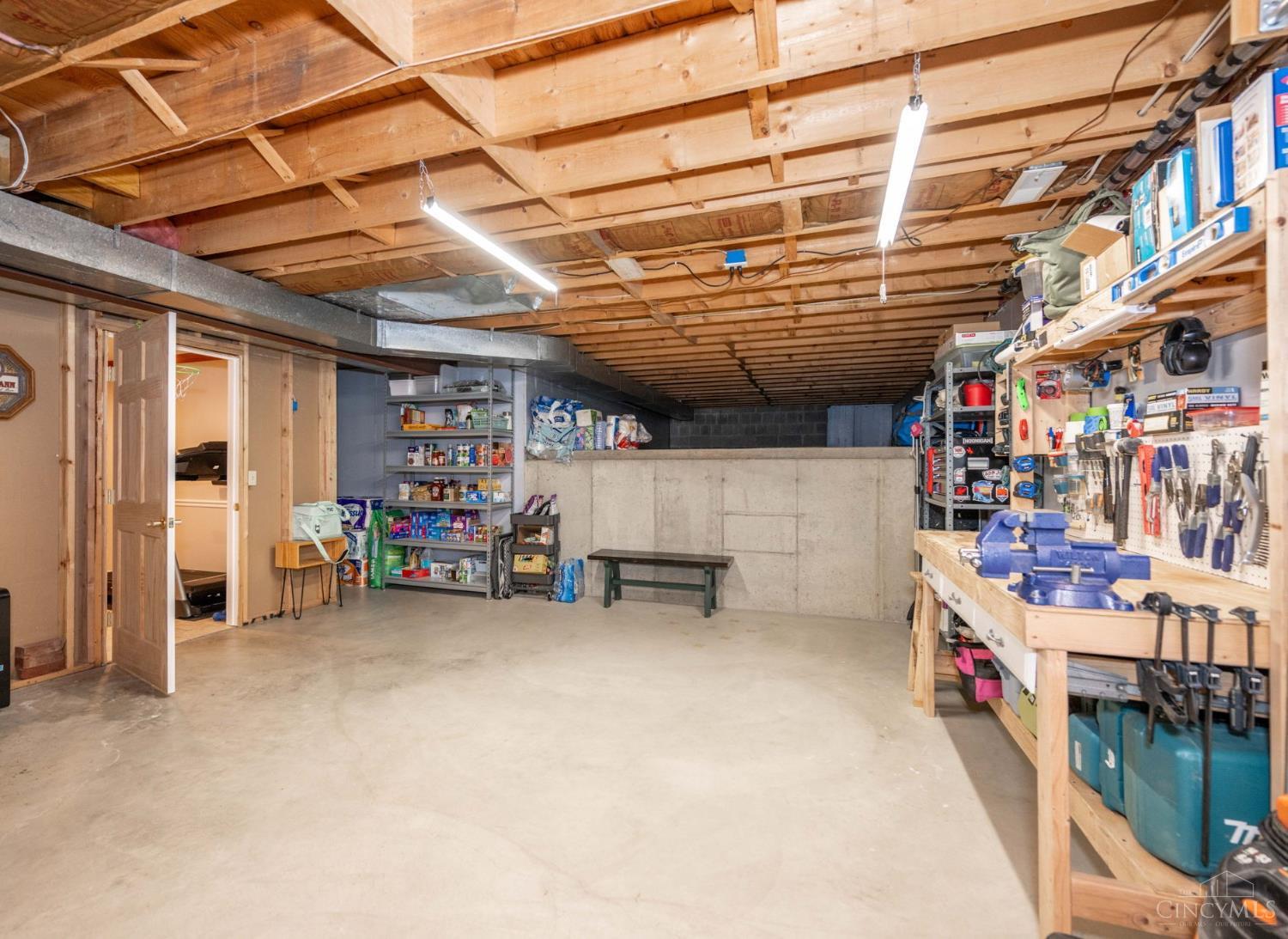 11624 Edgewood Road