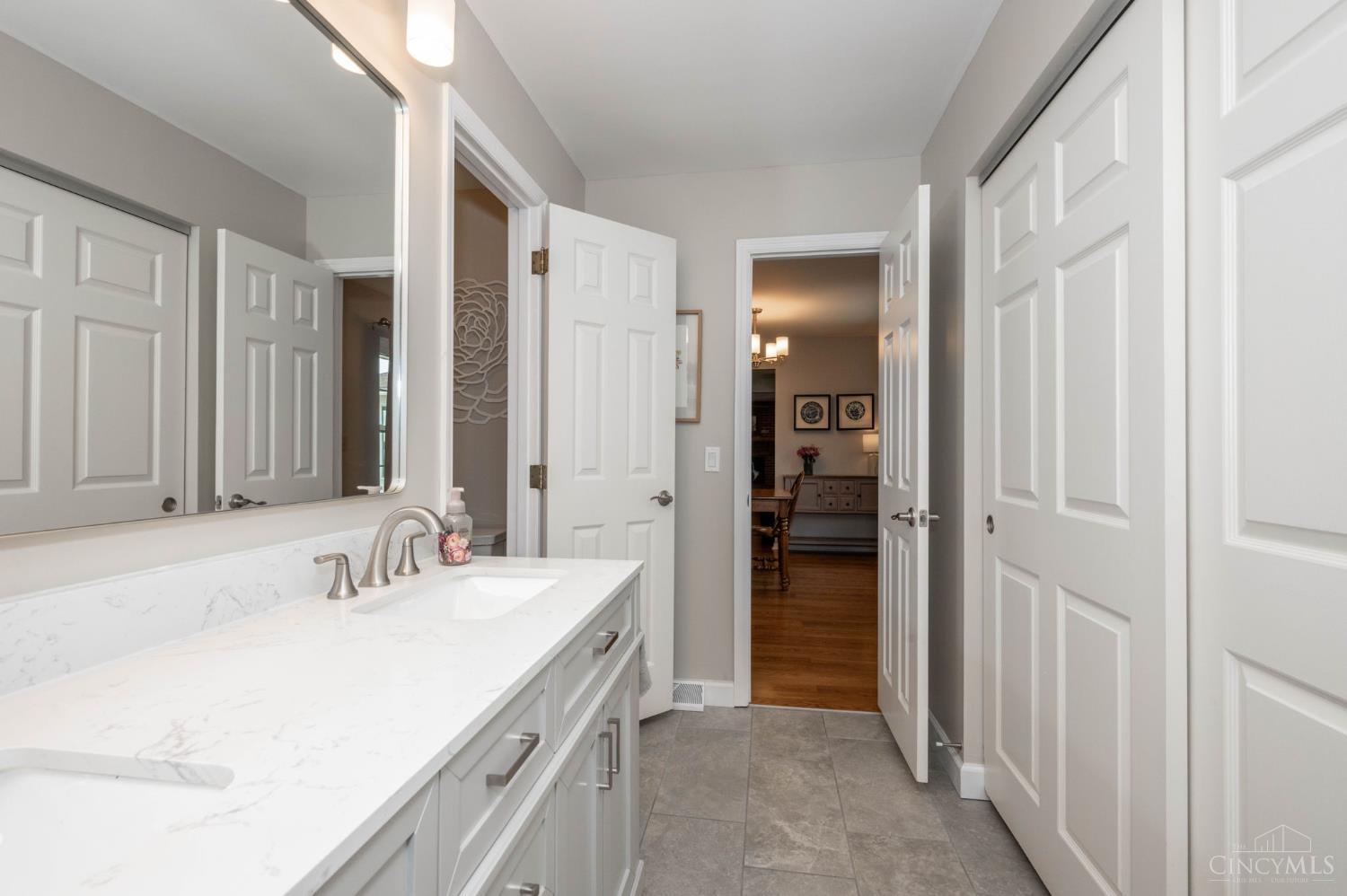 11624 Edgewood Road