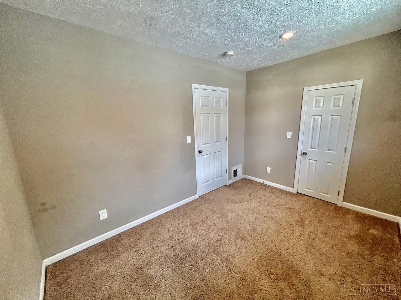 6001 Bramble Avenue