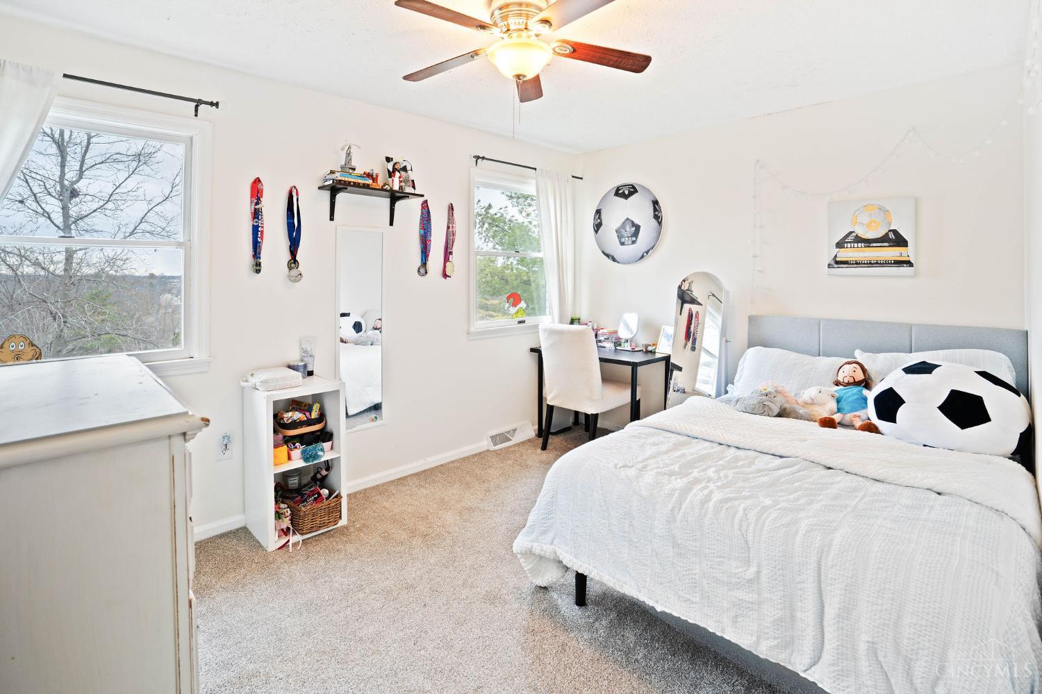 128 E Concord Drive