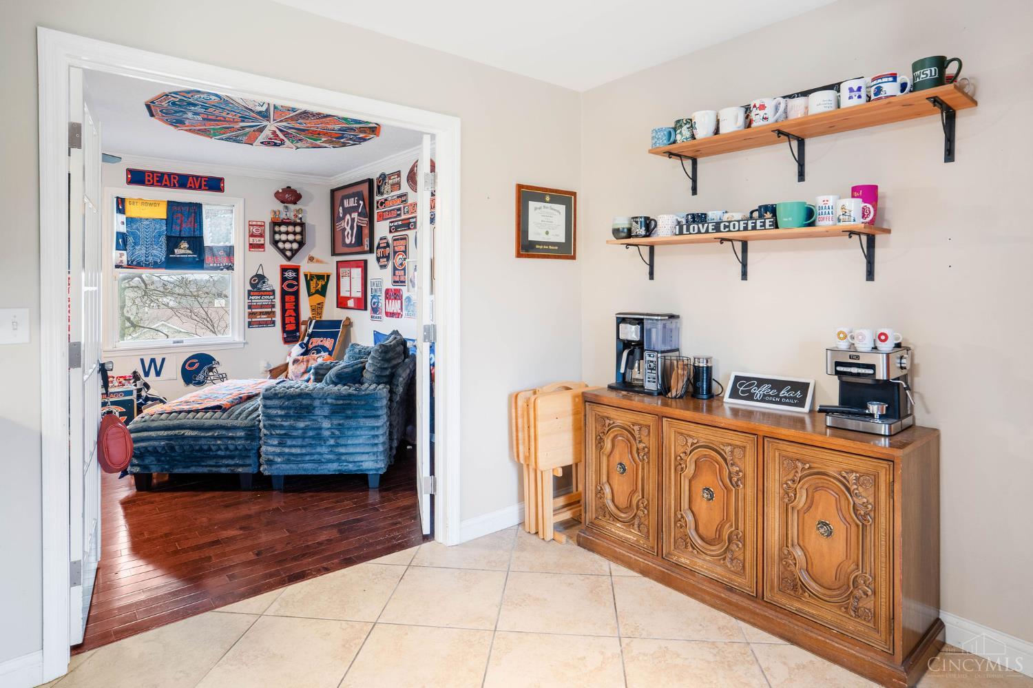 128 E Concord Drive