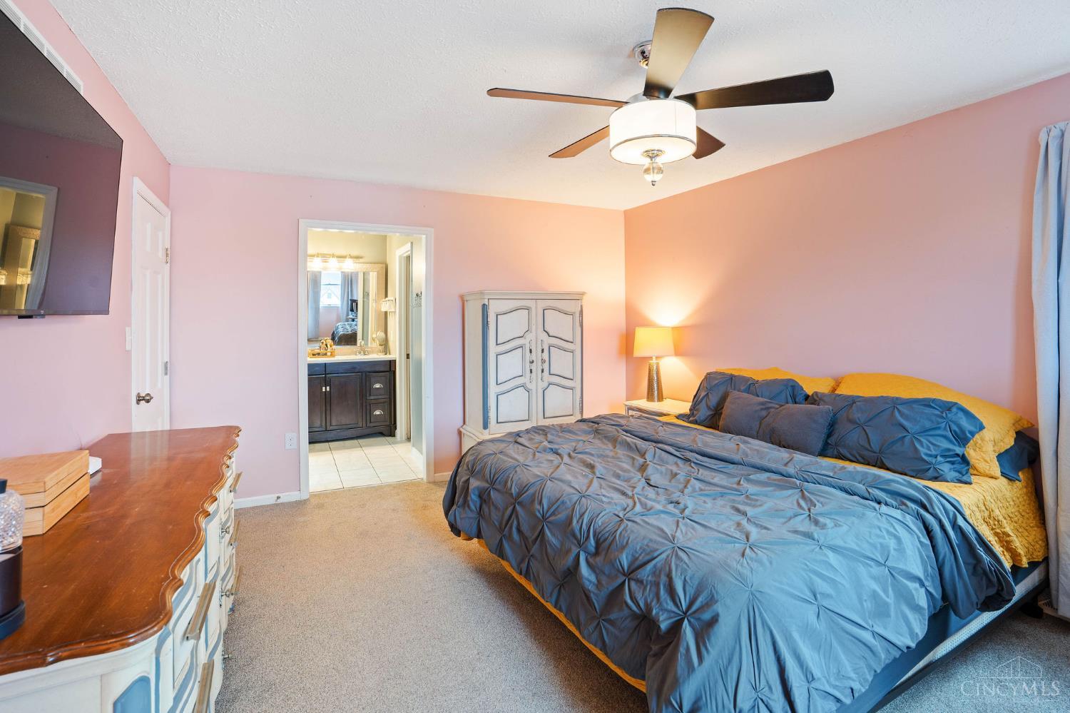 128 E Concord Drive