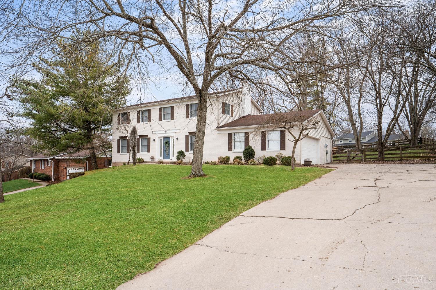 128 E Concord Drive