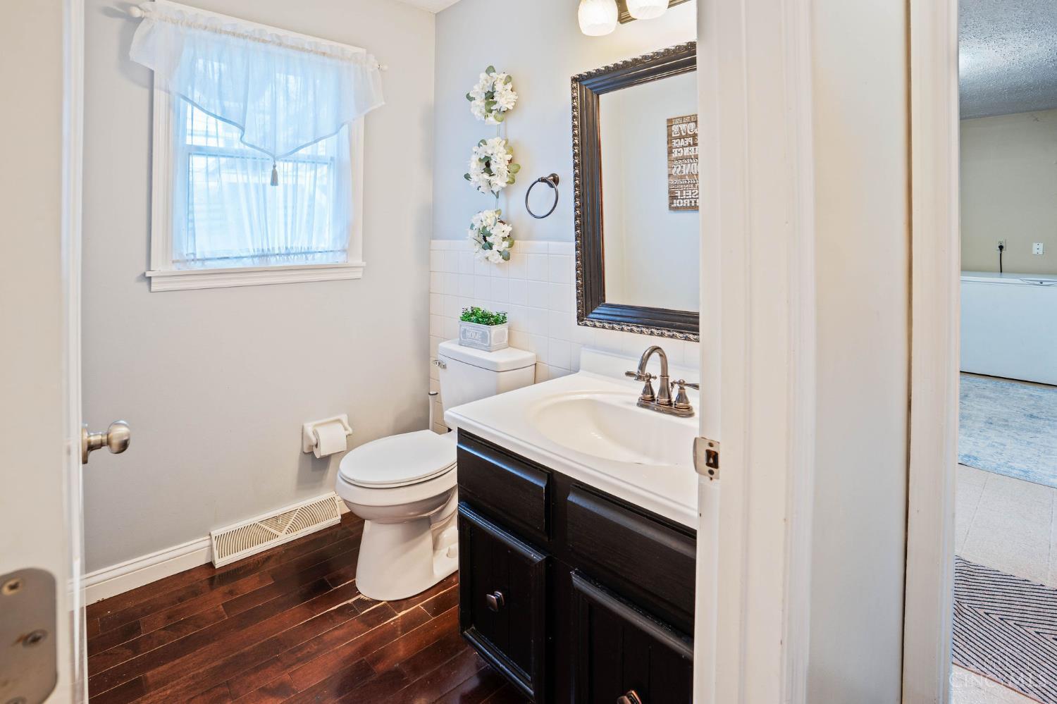 128 E Concord Drive
