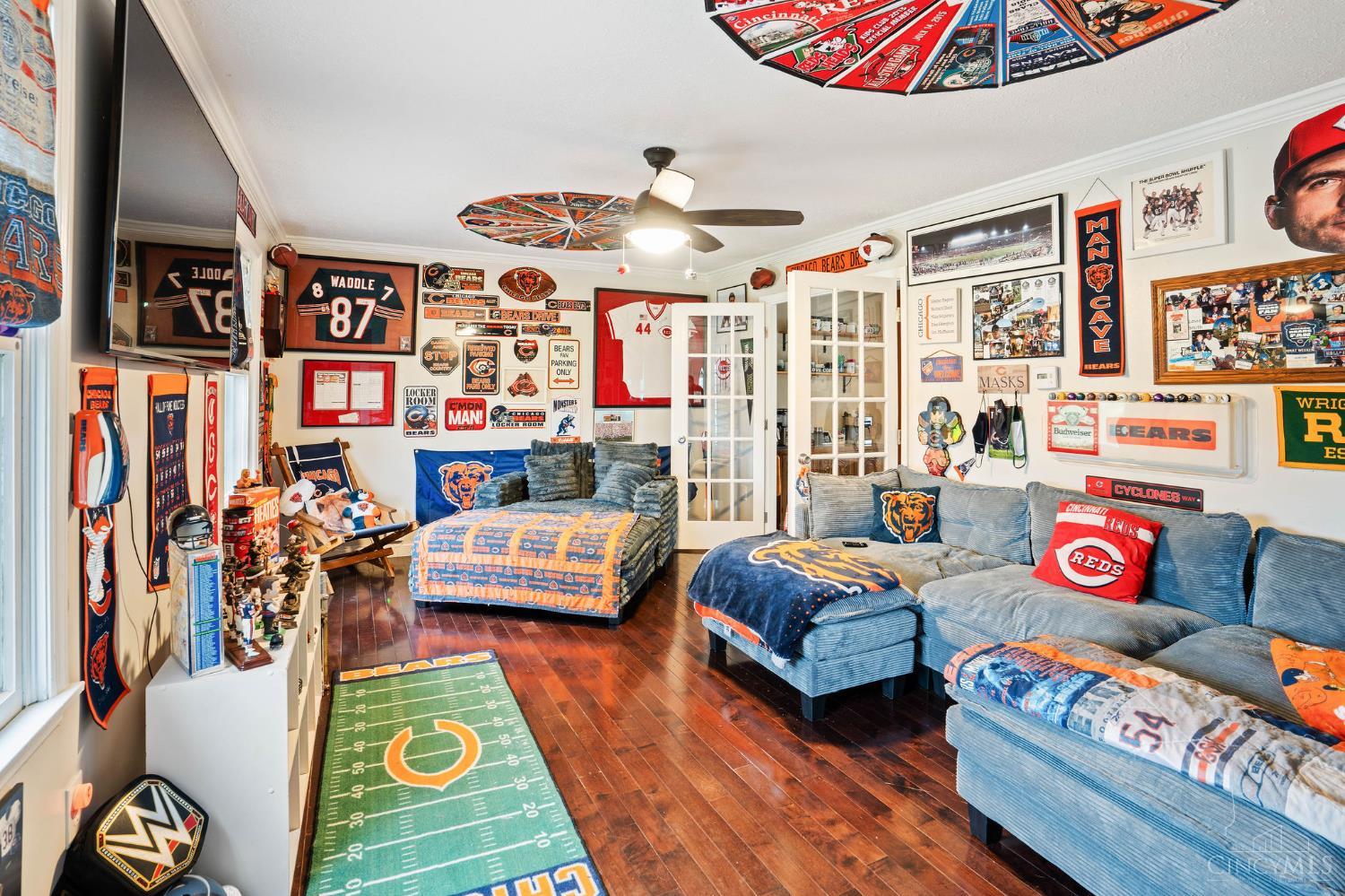 128 E Concord Drive