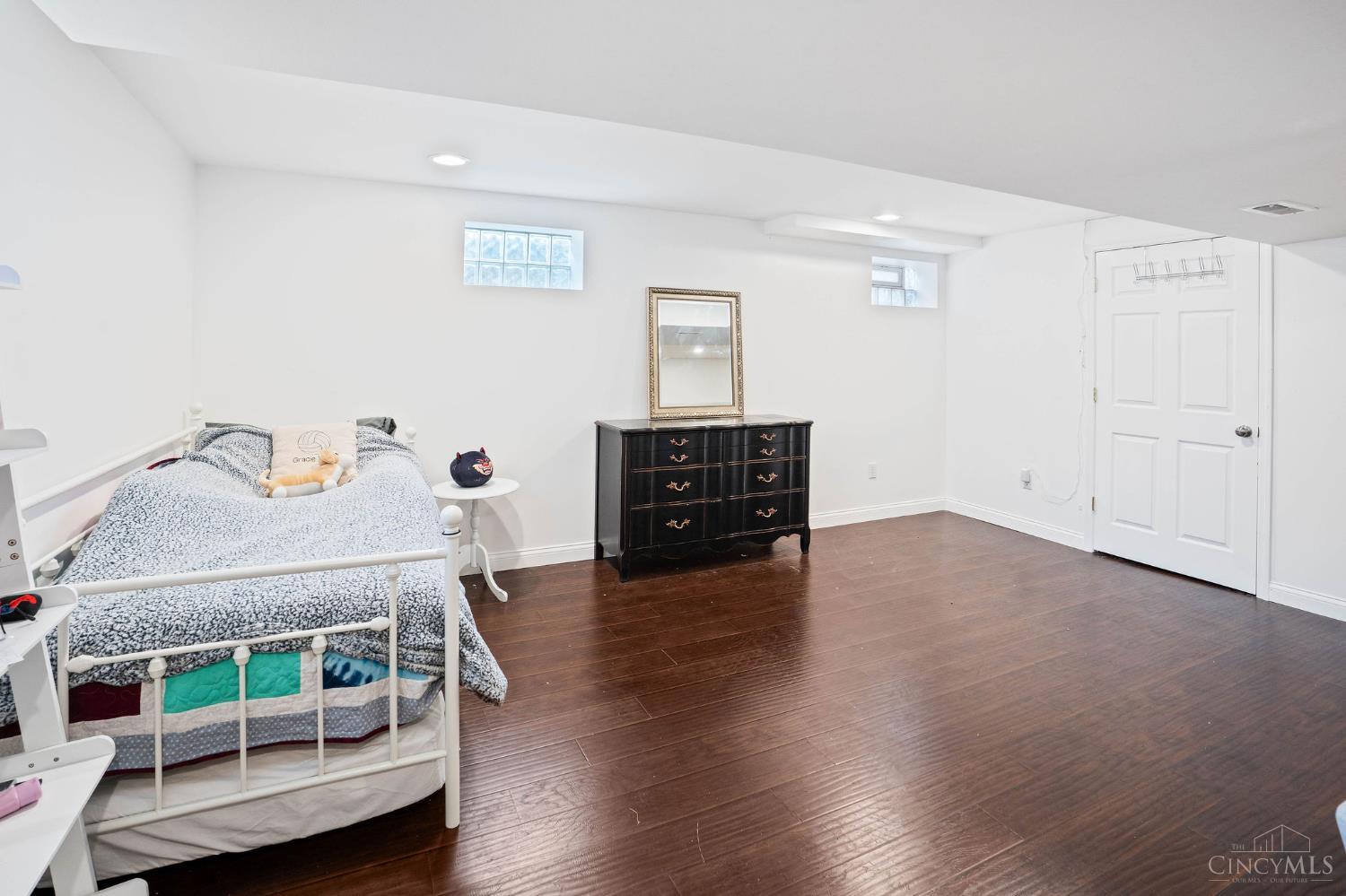 128 E Concord Drive