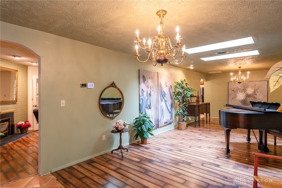 5625 Bradley Drive