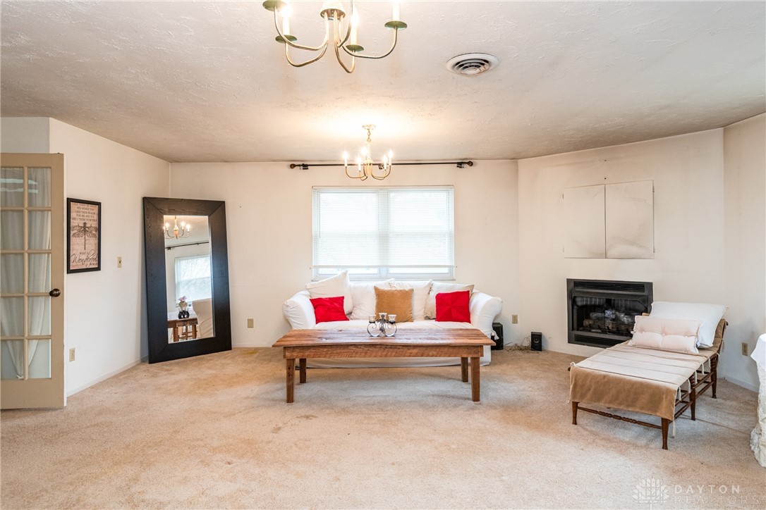 5625 Bradley Drive