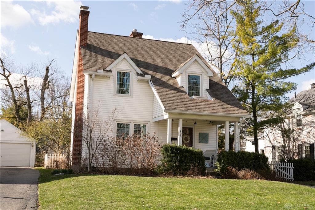 406 East Drive