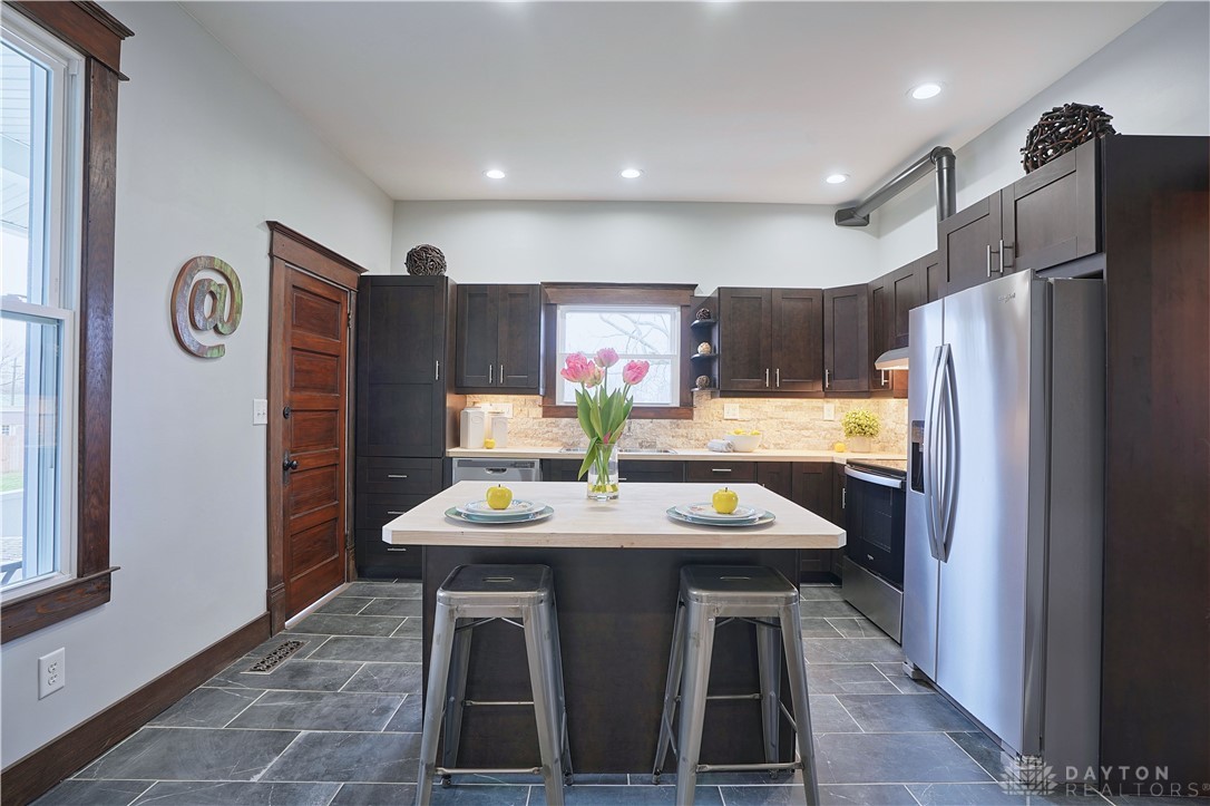 34 Jamestown Road