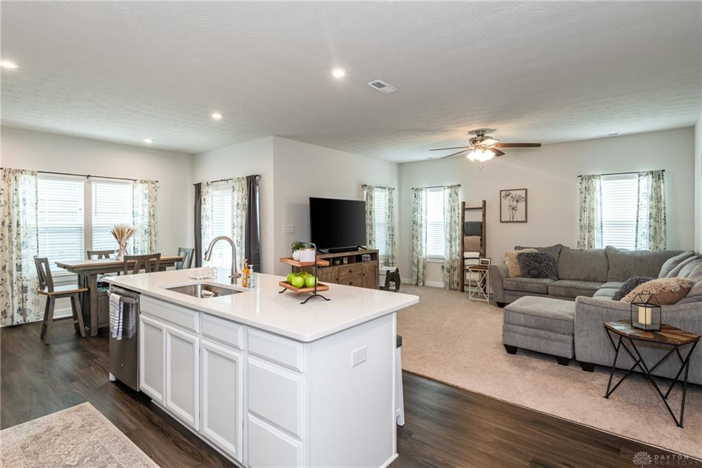 2137 Schmidt Drive