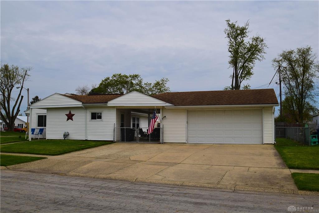 2028 Tanager Road