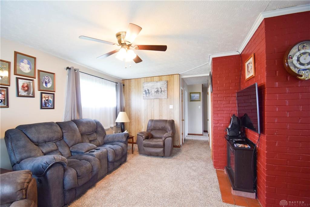 2028 Tanager Road