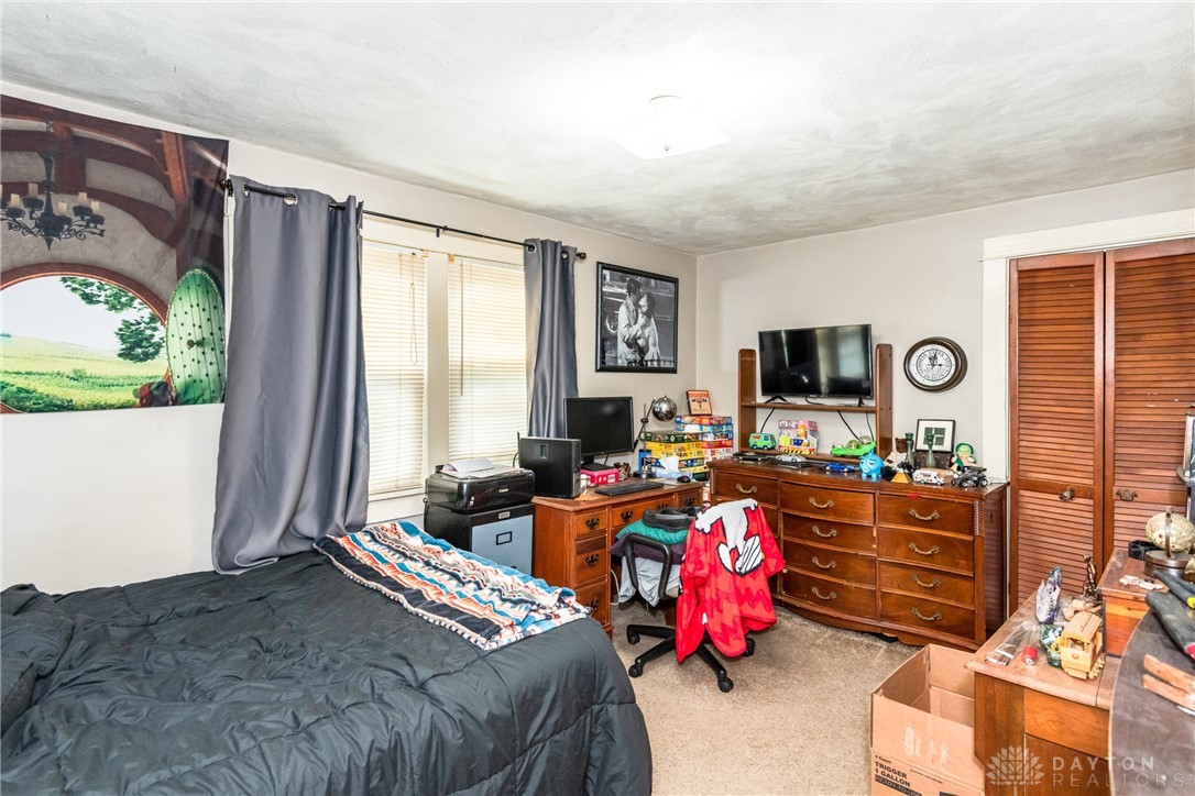 3046 Mesmer Avenue
