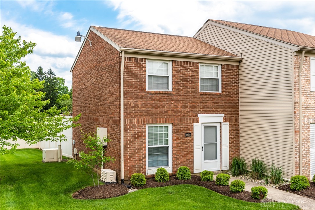1420 Crown Point Court