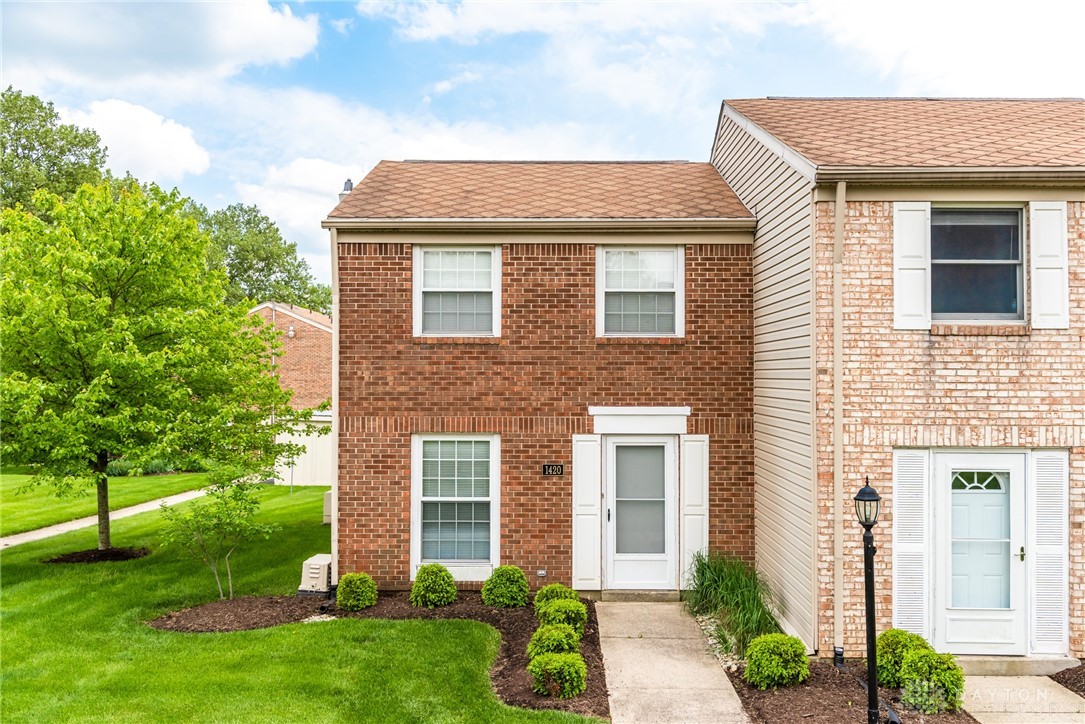 1420 Crown Point Court