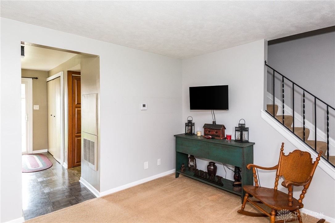 1420 Crown Point Court
