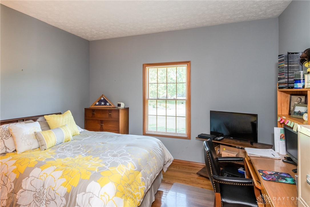 10588 Falcon Ridge Court