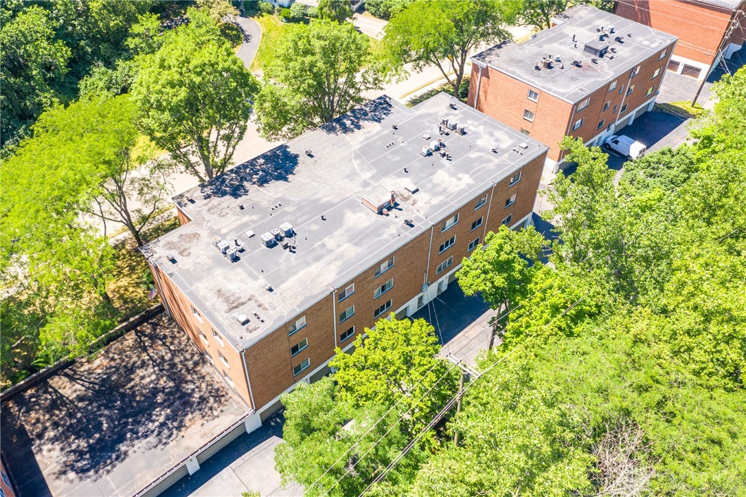 3265 Southdale Drive Unit: 9