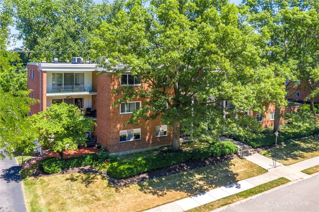 3265 Southdale Drive Unit: 9