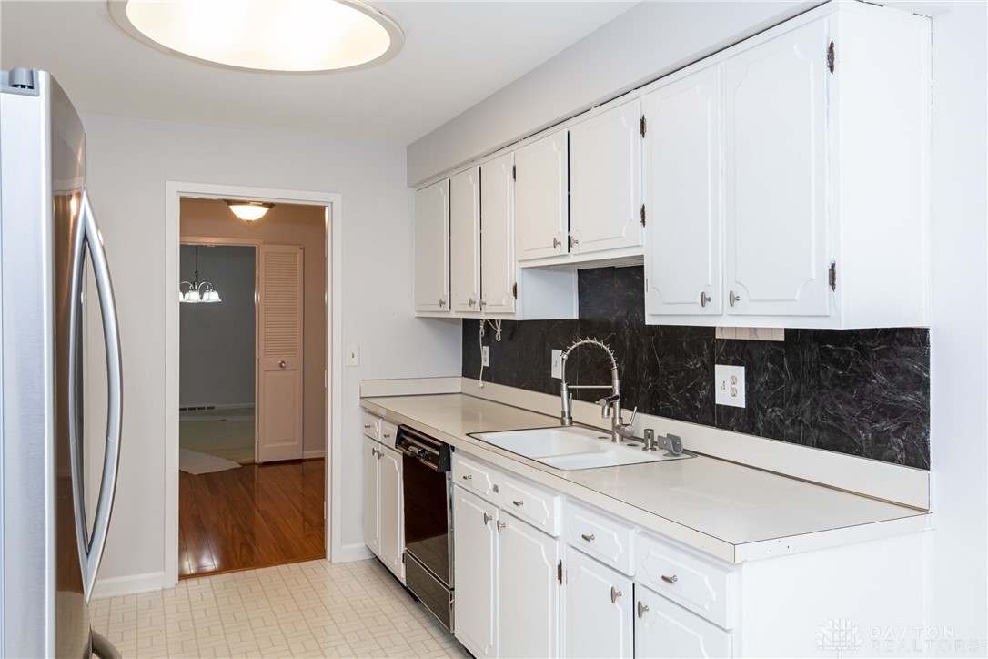 3265 Southdale Drive Unit: 9