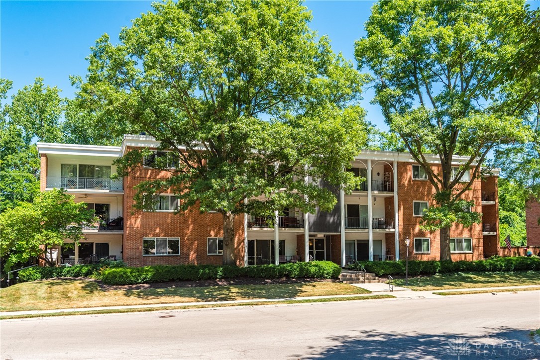 3265 Southdale Drive Unit: 9