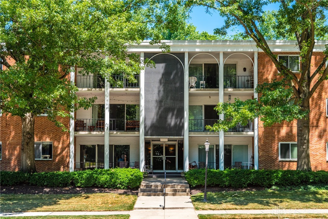 3265 Southdale Drive Unit: 9