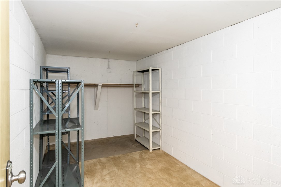 3265 Southdale Drive Unit: 9