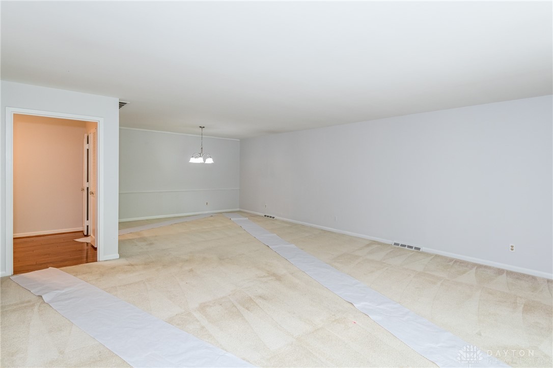 3265 Southdale Drive Unit: 9